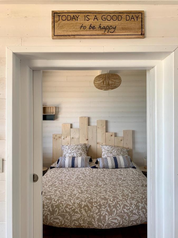 Ferienwohnung Cocoon Au Bord De L'Eau Saint-Michel-en-Grève Exterior foto