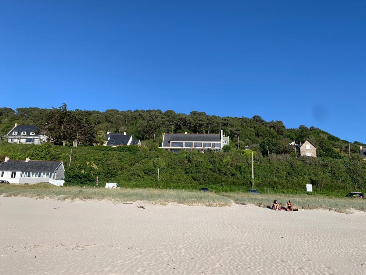 Ferienwohnung Cocoon Au Bord De L'Eau Saint-Michel-en-Grève Exterior foto